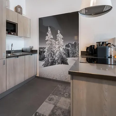 Duplex De Charme 4 Avec Wifi Et Parking A Moriond - Fr-1-563-4 Apartamento *