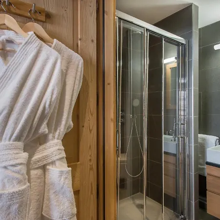 Apartamento Duplex De Charme 4 Avec Wifi Et Parking A Moriond - Fr-1-563-4 Courchevel